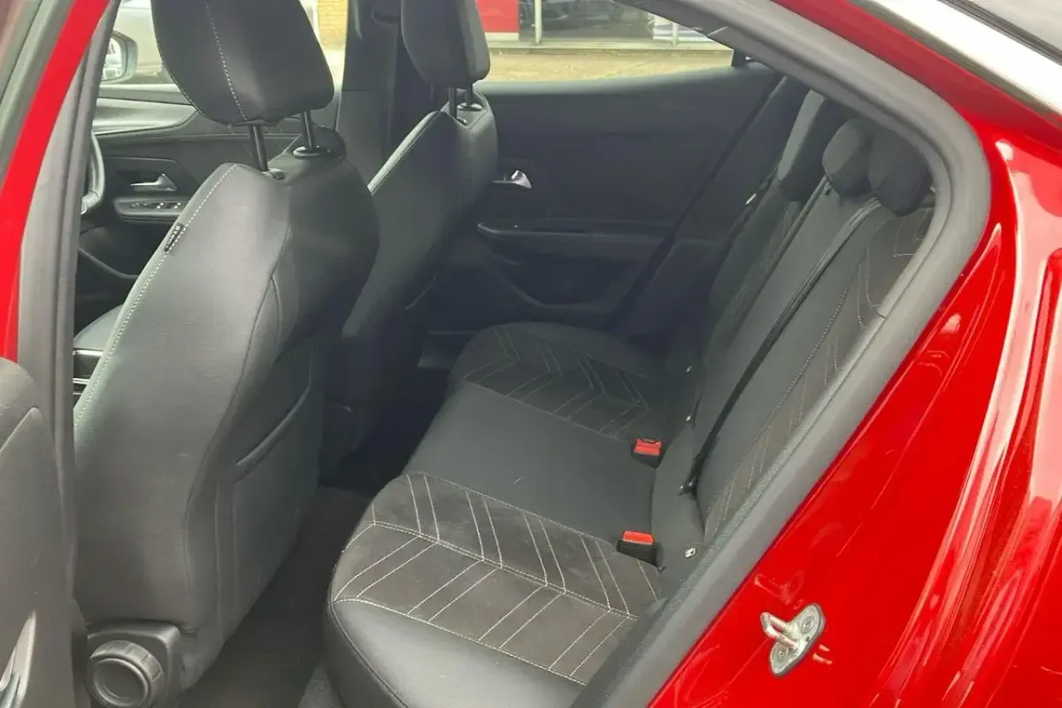 Used Vauxhall Mokka Ultimate 130 HP (95 kW) 2022 Red SUV