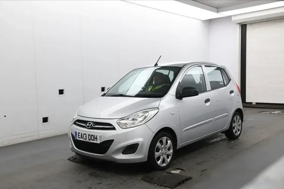 Used Hyundai i10 Classic 2013 Silver Hatchback