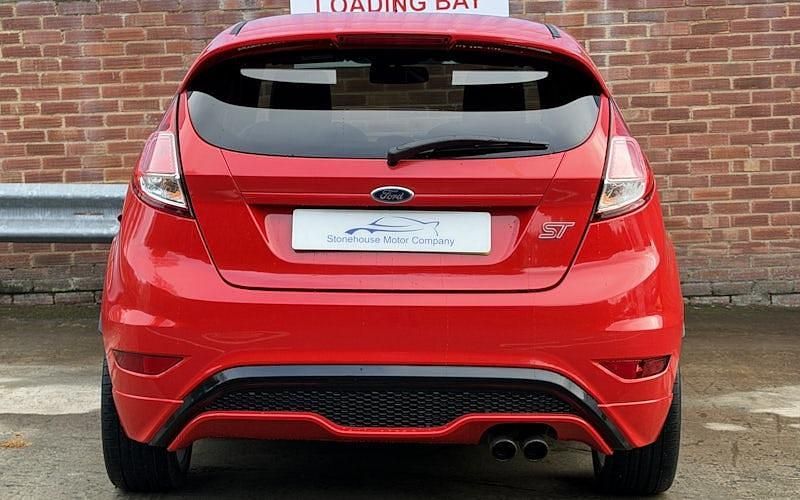 Used Ford Fiesta ST 182 HP (133 kW) 2017 Hatchback