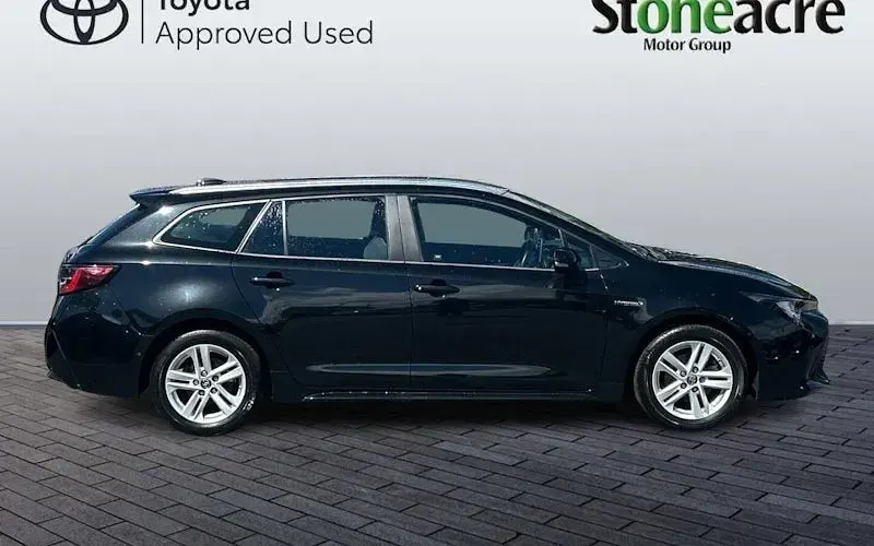 Used Toyota Corolla 122 HP (89 kW) 2022 Estate