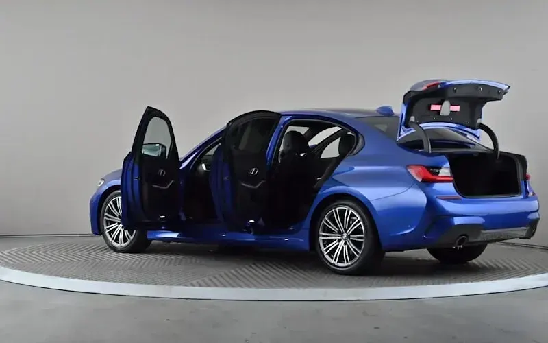 Used BMW 320 M Sport 184 HP (135 kW) 2020 Blue Sedan