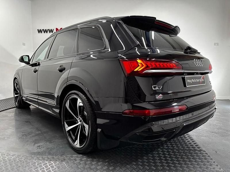 Used Audi Q7 Black Edition 231 HP (169 kW) 2020 Black SUV