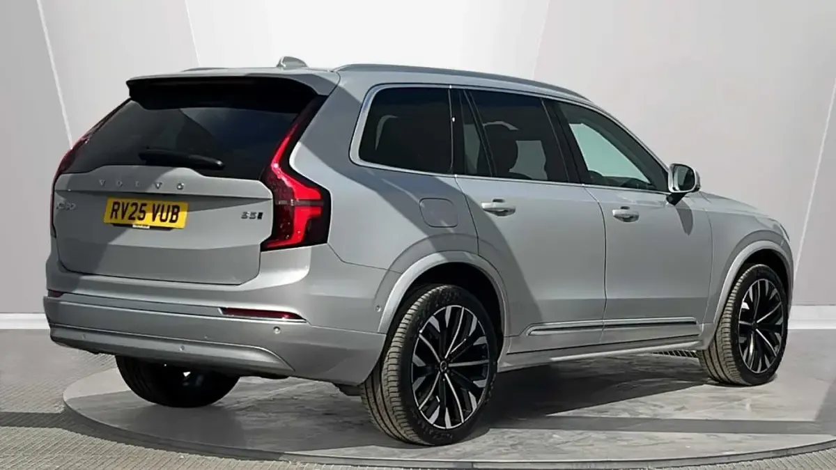 Used Volvo XC90 Ultra 455 HP (334 kW) 2025 Silver SUV