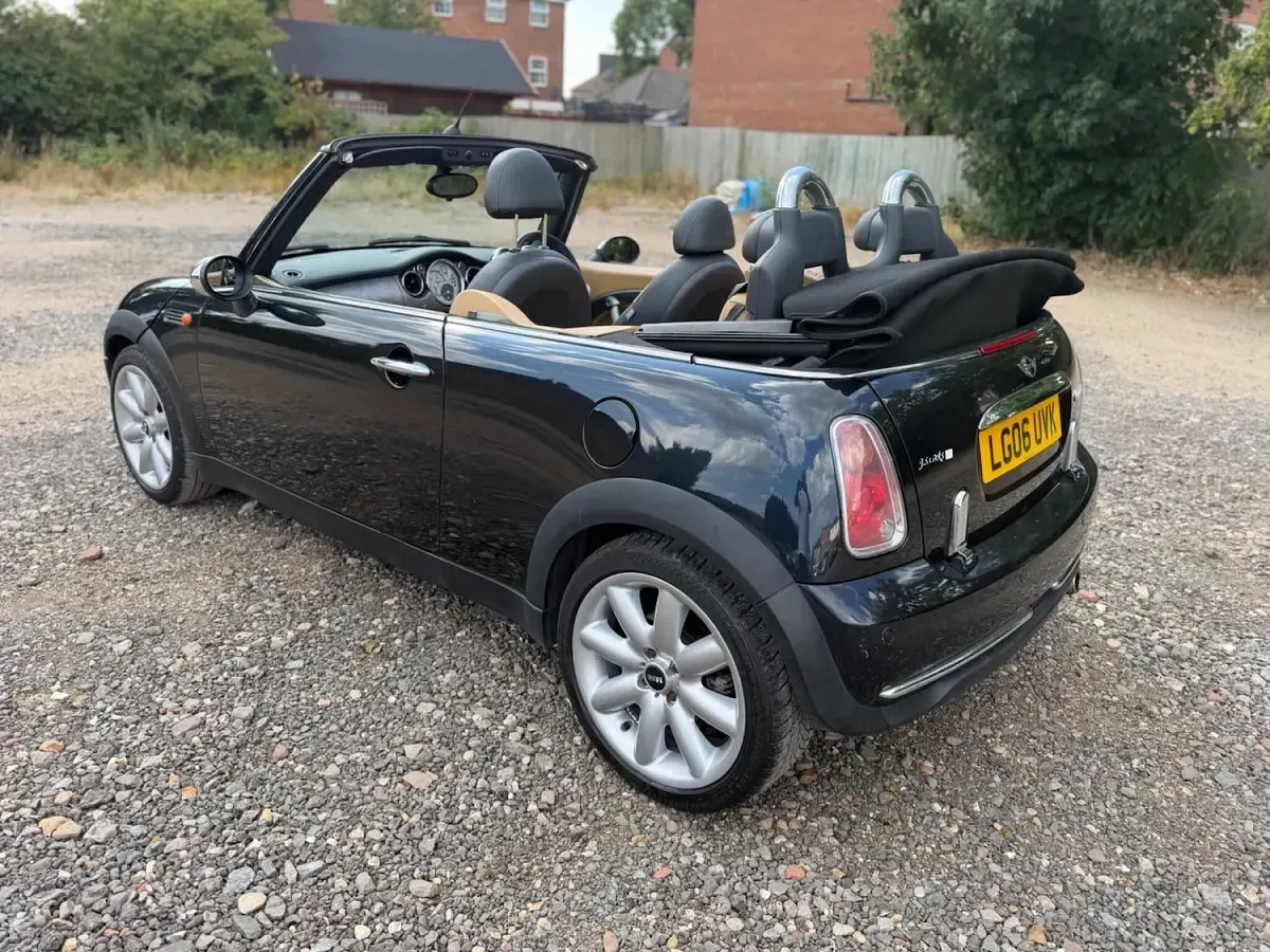 Used Mini Cooper Cabriolet 115 HP (84 kW) 2024 Black Cabriolet