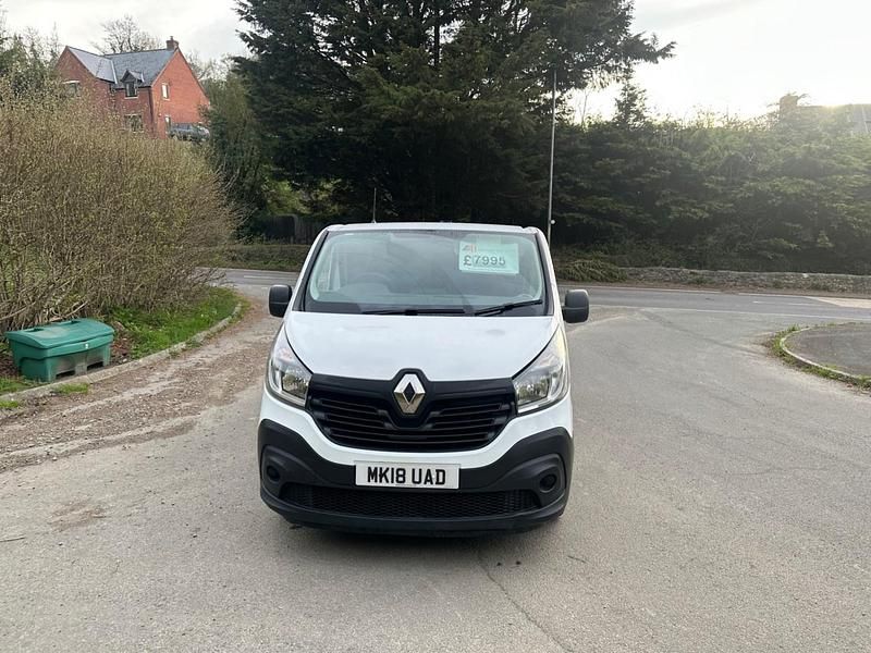 Used Renault Trafic Business 2018 White MPV
