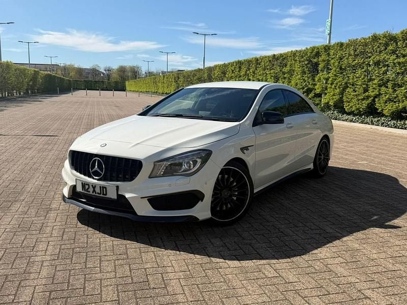 Used Mercedes CLA45 AMG AMG 360 HP (264 kW) 2014 White Sedan