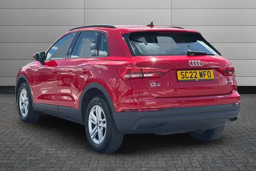 Used Audi Q3 Design 150 HP (110 kW) 2022 Tango red SUV