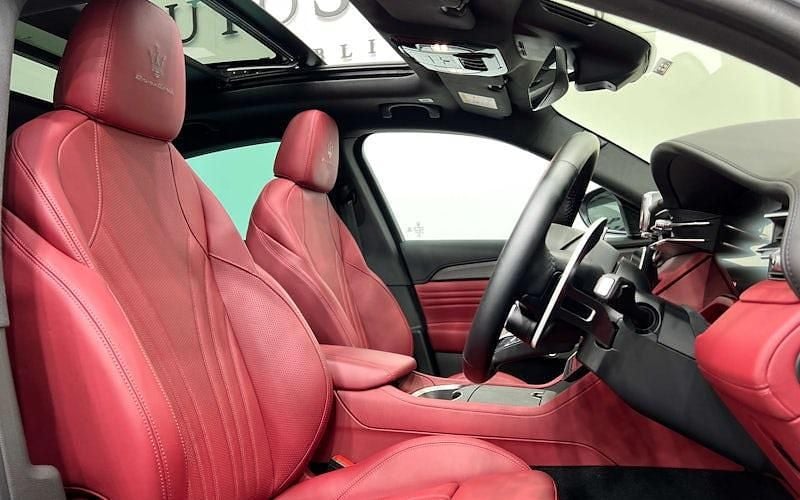 Used Maserati Grecale 330 HP (242 kW) 2025 SUV