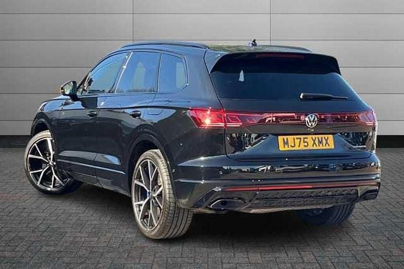 Used VW Touareg R 462 HP (339 kW) 2025 Grenadilla black SUV