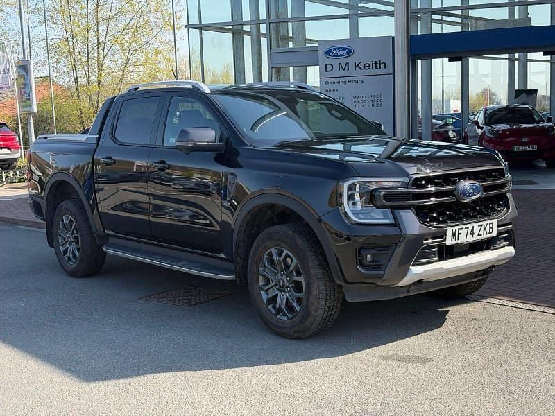 Begagnad Ford Ranger Wildtrack 2024 Svart Pickup
