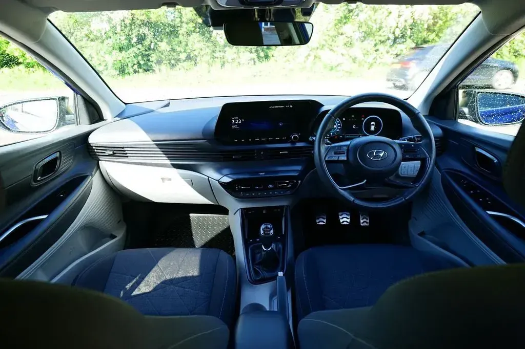 Used Hyundai Bayon Ultimate 100 HP (73 kW) 2023 Blue SUV