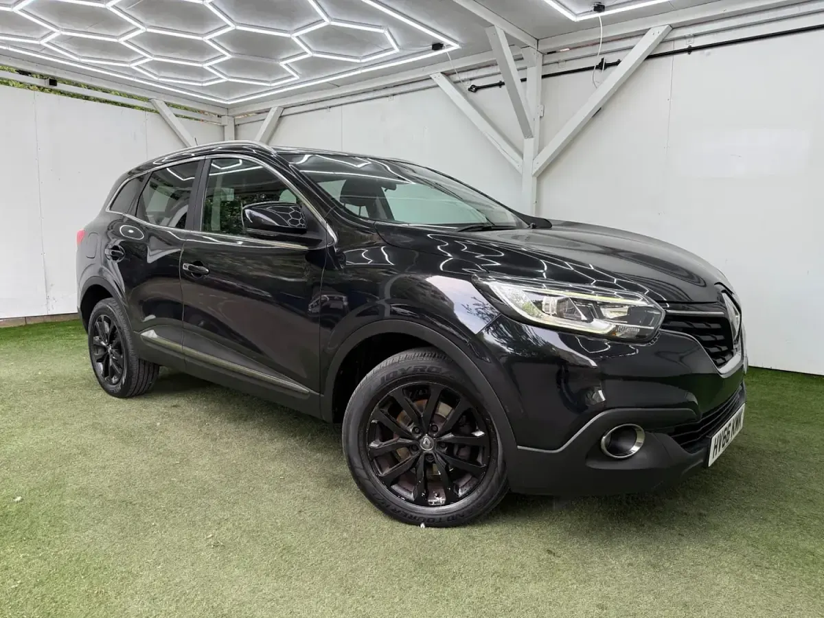 Used Renault Kadjar Dynamique 130 HP (95 kW) 2016 Black SUV