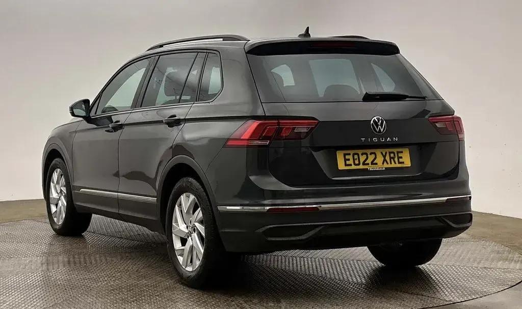 Used VW Tiguan Life 150 HP (110 kW) 2022 Grey SUV