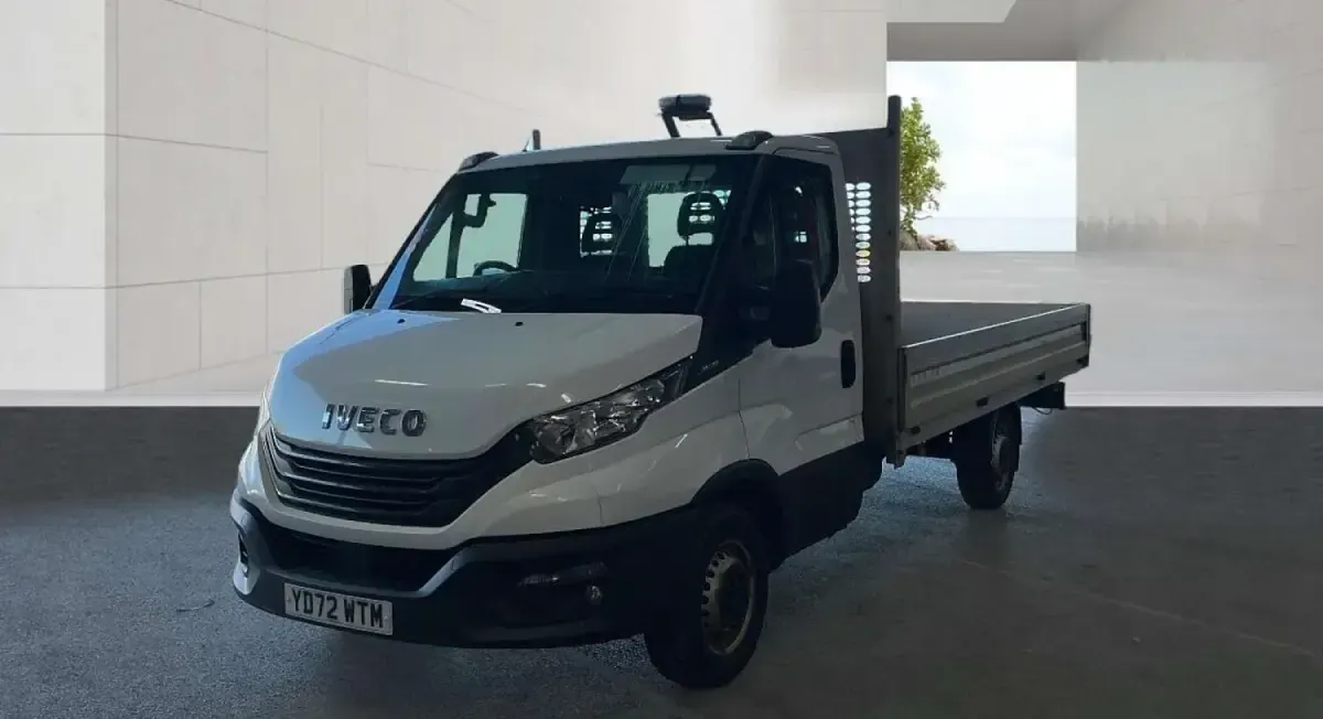 Begagnad Iveco Daily 2022 Vit Cab