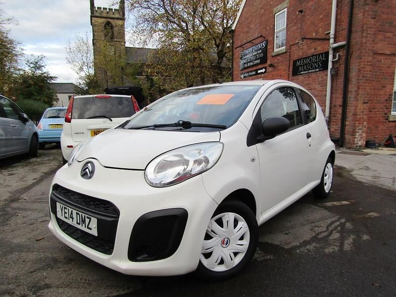 White Used 2014 Citroën C1 Hatchback | £3,145 (Good price) - Image 1/3