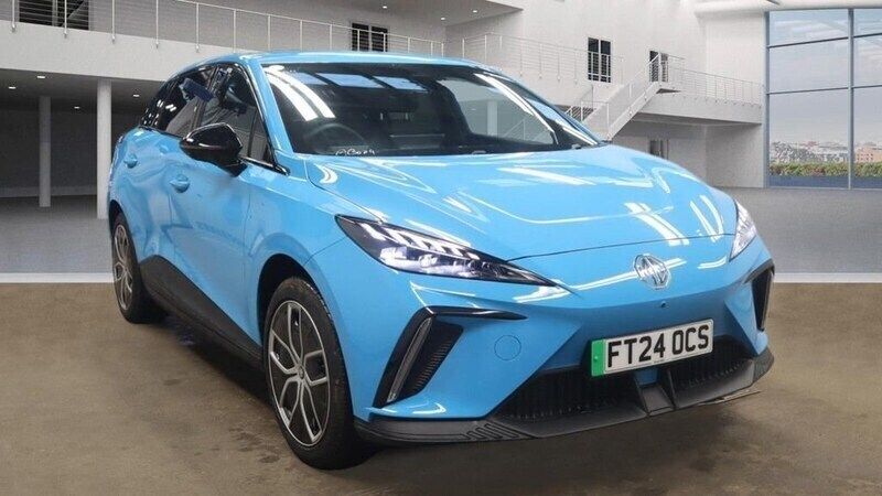 Blue Used 2024 MG MG4 EV Trophy Hatchback | £18,299 (Fair price) - Image 1/4