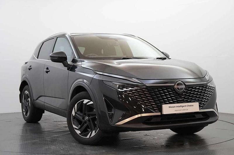 Black Used 2025 Nissan Qashqai N-Connecta SUV | £25,699 (Expensive) - Image 1/3