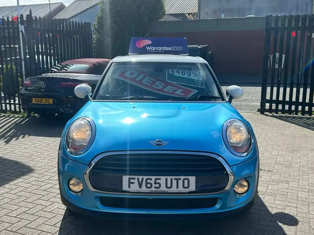 Used Mini Cooper D Hatch 2015 Blue Hatchback