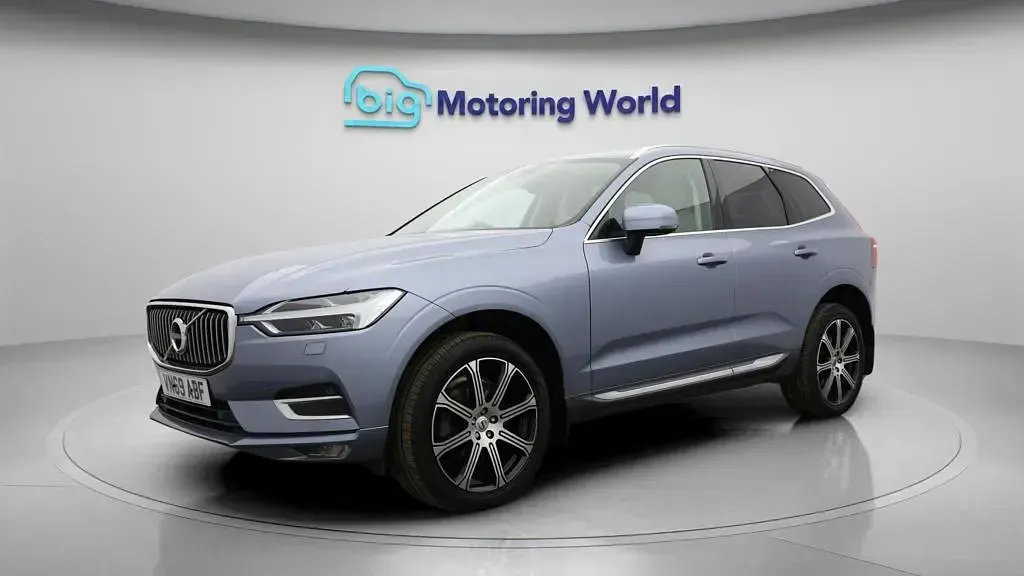 Used Volvo XC60 Inscription 235 HP (172 kW) 2019 Blue SUV