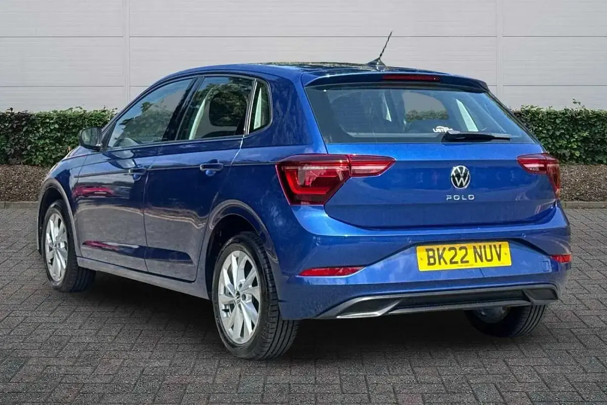 Used VW Polo Style 95 HP (69 kW) 2022 Reef blue Hatchback