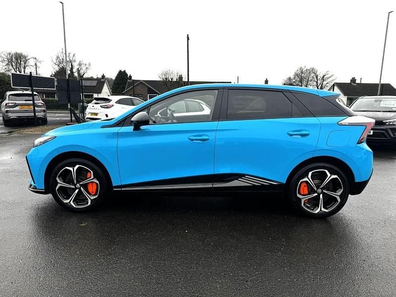 Used MG MG4 EV 315 kW (429 HP) 2024 Blue Hatchback