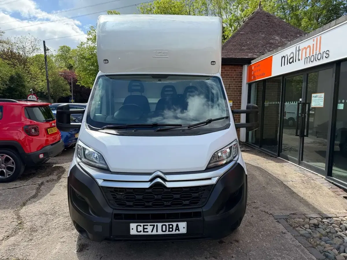 Used Citroën Relay 140 HP (102 kW) 2021 White Van