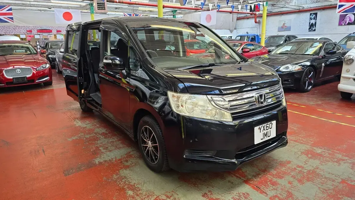 Used Honda Stepwgn 2022 Black