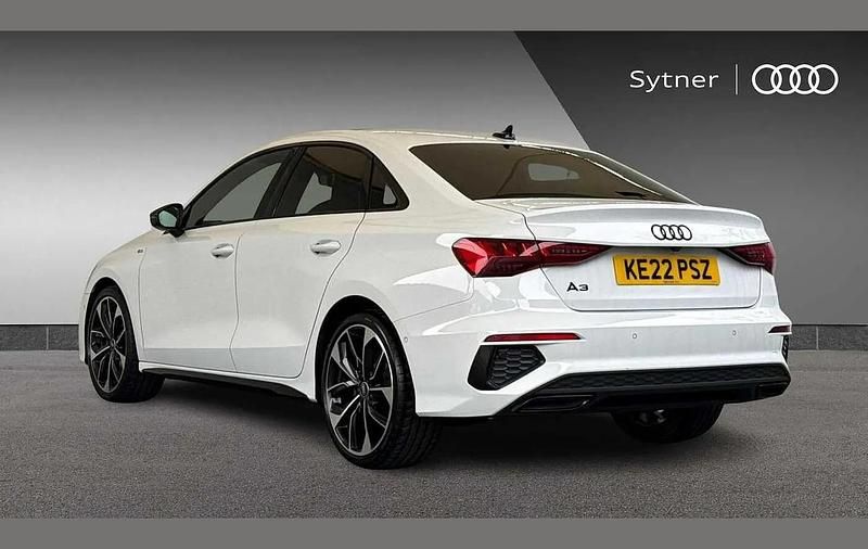Used Audi A3 Advanced 147 HP (108 kW) 2022 White Sedan