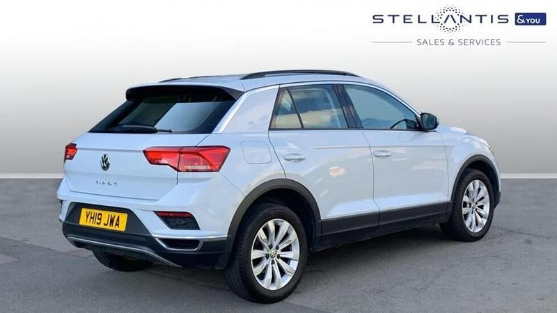 Used VW T-Roc SE 113 HP (83 kW) 2019 Grey SUV