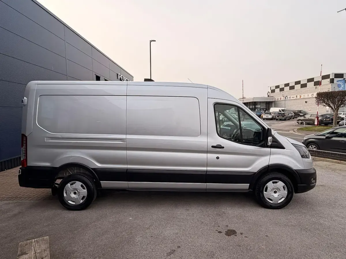 Used Ford Transit Trend 130 HP (95 kW) 2024 Silver Van