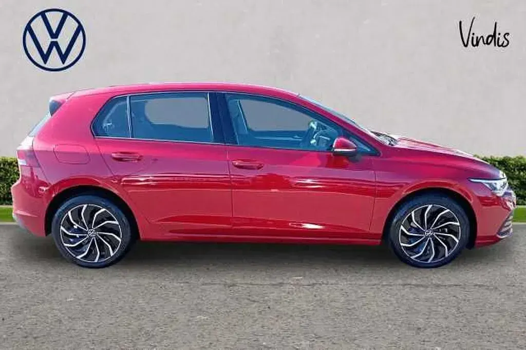 Używany VW Golf VIII 130 KM (95 kW) 2022