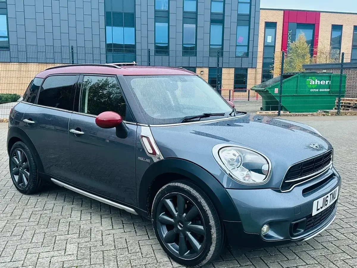 Usado Mini Cooper SD Countryman 2025 Gris SUV