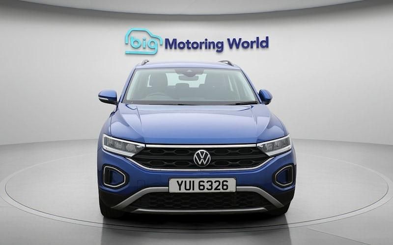 Used VW T-Roc Life 110 HP (80 kW) 2024 SUV