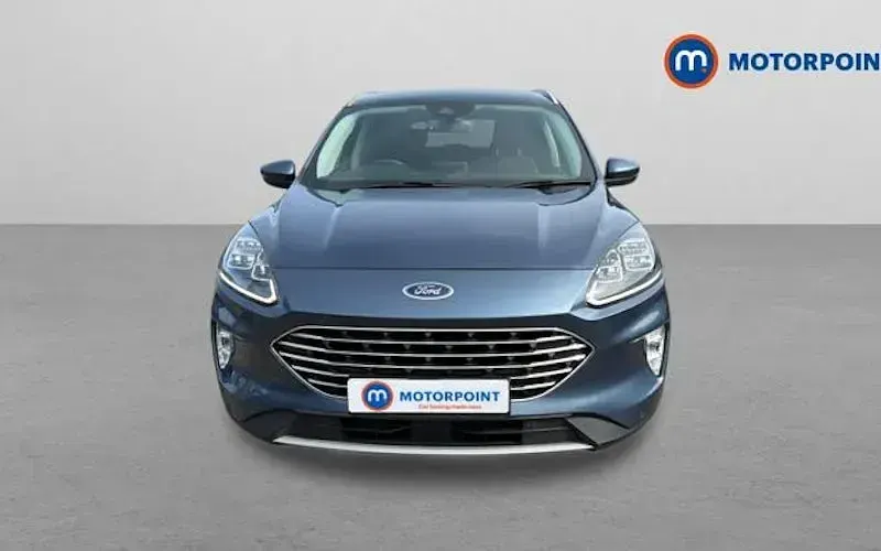 Usado Ford Kuga Titanium 150 HP (110 kW) 2023 SUV