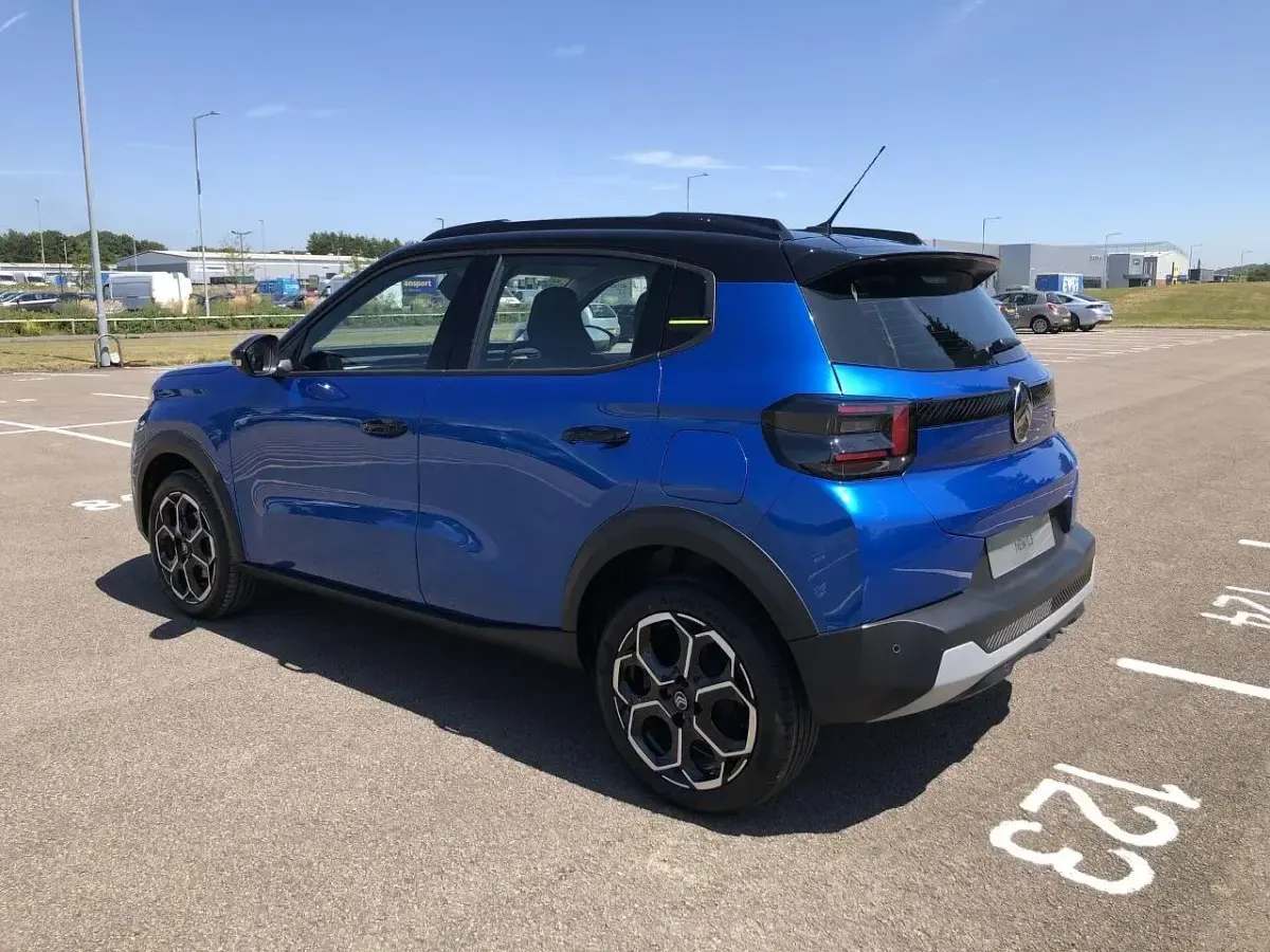 New Citroën C3 99 HP (72 kW) 2026 Blue SUV