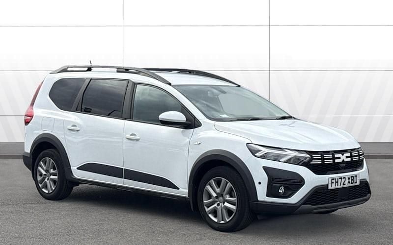 Used 2025 Dacia Jogger Expression Estate | £14,350 (Good price) - Image 1/4
