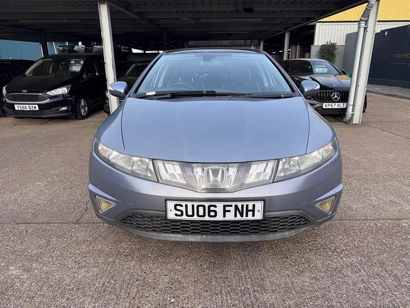 Używany Honda Civic ES 140 KM (102 kW) 2006 Niebieski Hatchback
