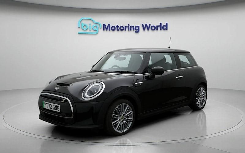 Used Mini Cooper Level 2 135 kW (184 HP) 2023 Hatchback