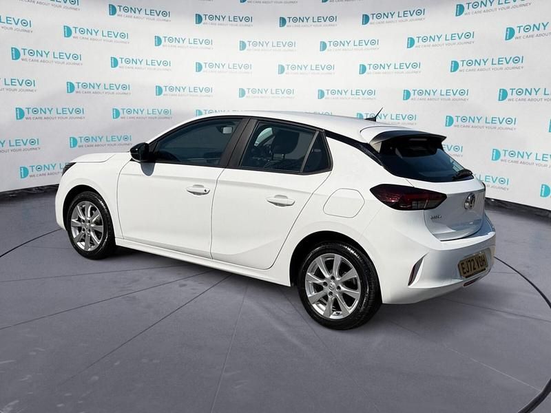 Second-hand Vauxhall Corsa Design Edition 2022 Alb Hatchback