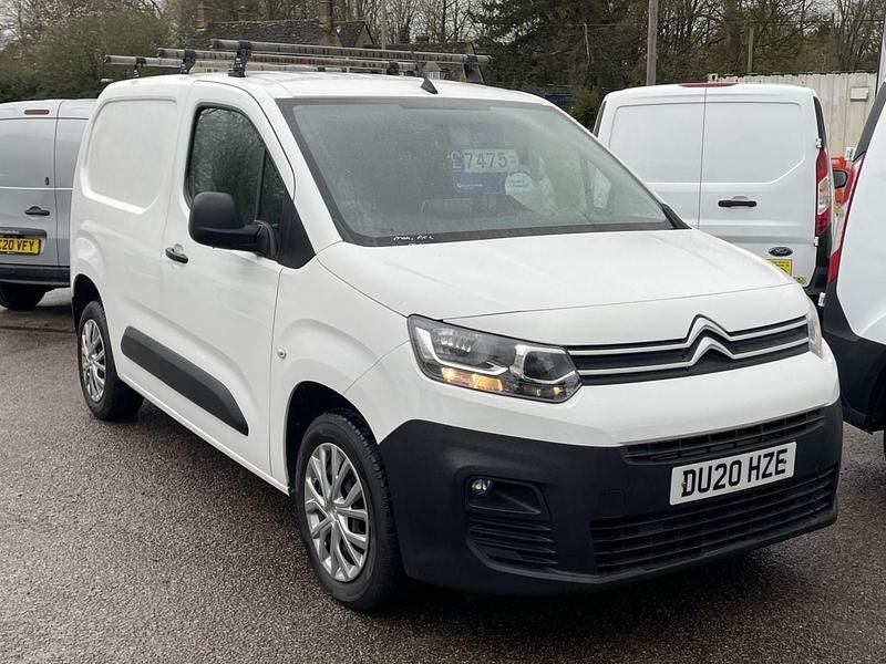 Used Citroën Berlingo 100 HP (73 kW) 2020 White MPV