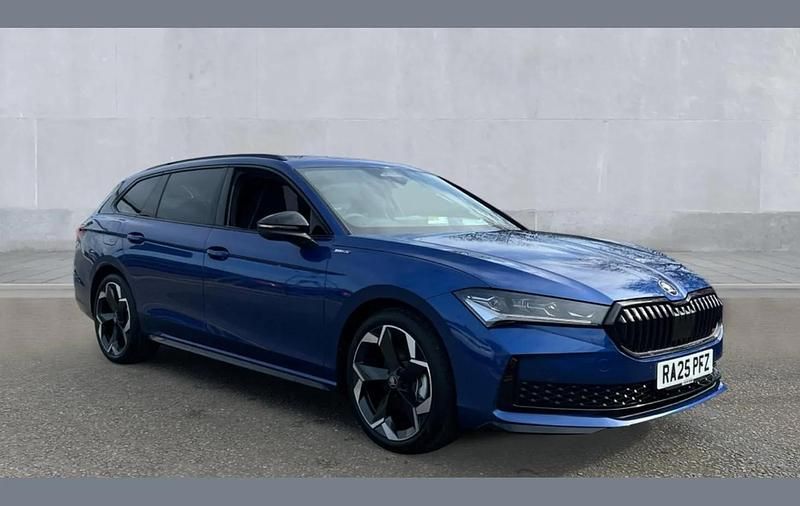 New Skoda Superb SportLine 147 HP (108 kW) 2026 Blue Estate