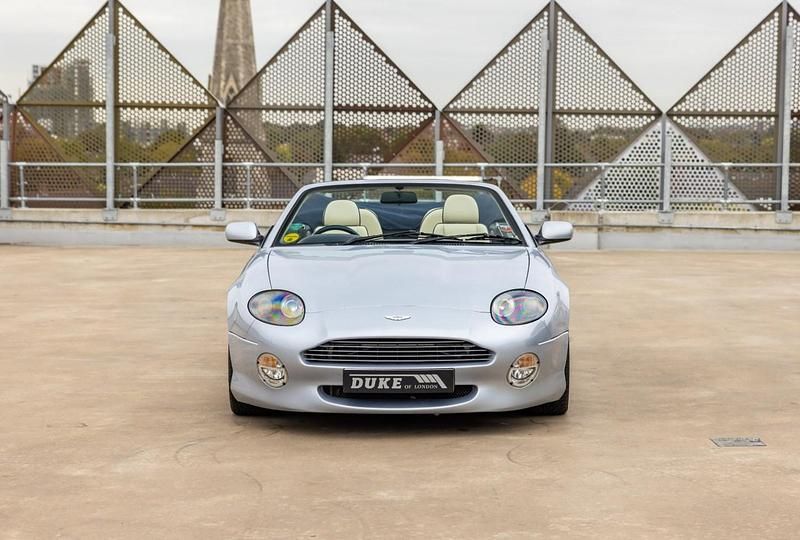 Used Aston Martin DB7 420 HP (308 kW) 2000 Silver Cabriolet