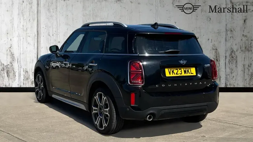 Used Mini Cooper Countryman Exclusive 134 HP (98 kW) 2023 Black SUV