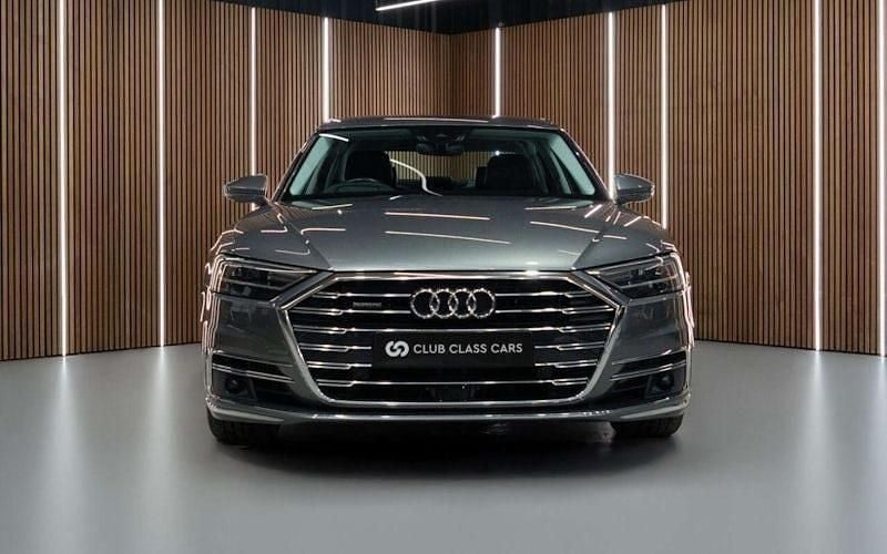 Used Audi A8 Comfort 286 HP (210 kW) 2019 Grey Sedan