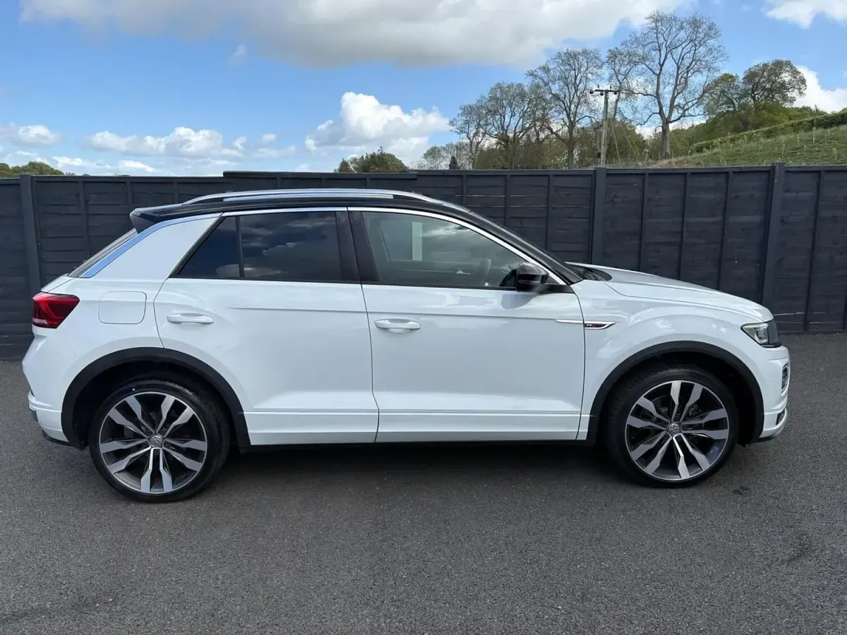 Used VW T-Roc R-line 150 HP (110 kW) 2019 White SUV