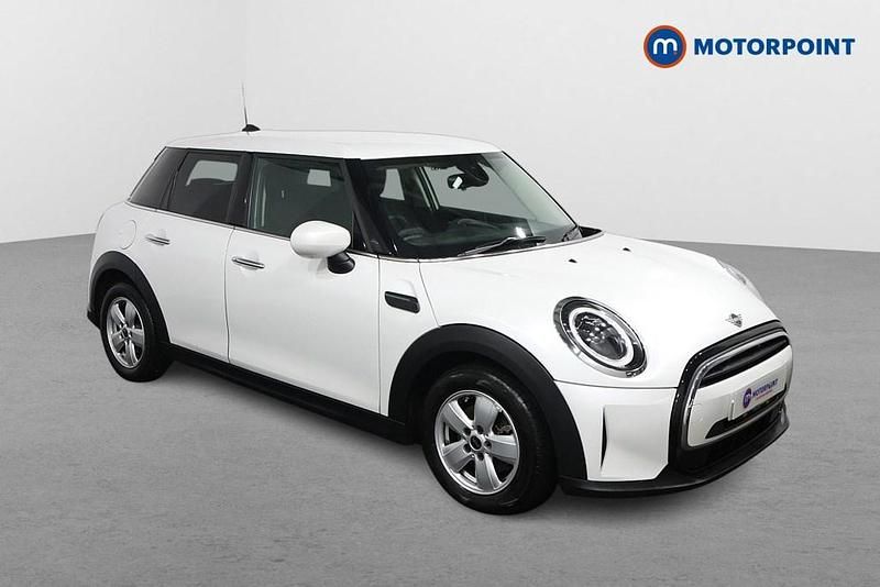 Used Mini Cooper Comfort 2024 White Hatchback
