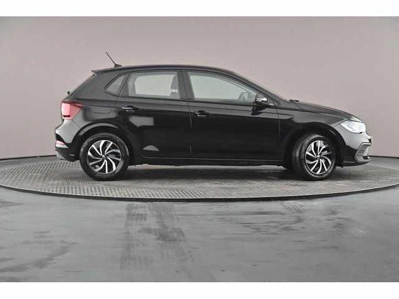 Usado VW Polo Life 95 HP (69 kW) 2023 Preto Citadino
