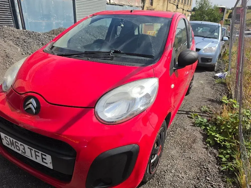Used Citroën C1 2014 Red Hatchback