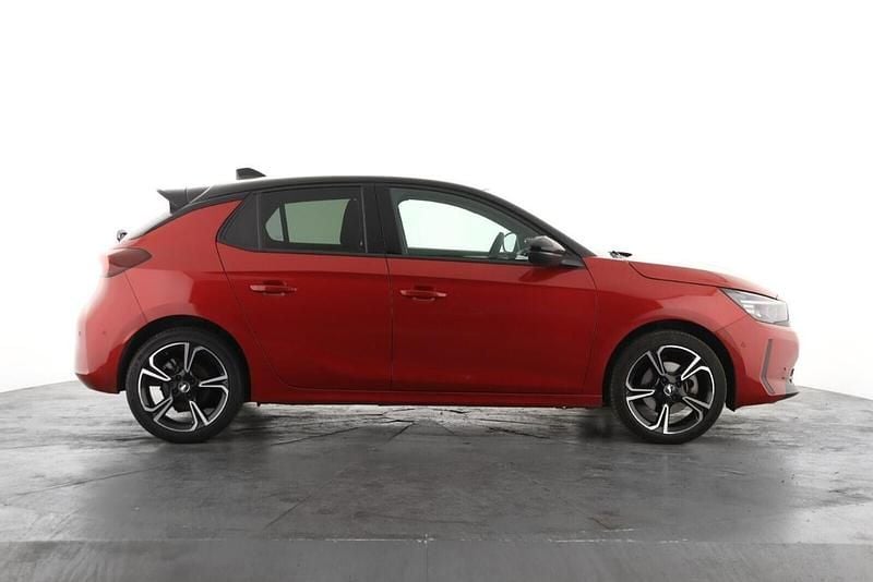 Second-hand Vauxhall Corsa Ultimate 99 CP (72 kW) 2025 Roșu Hatchback
