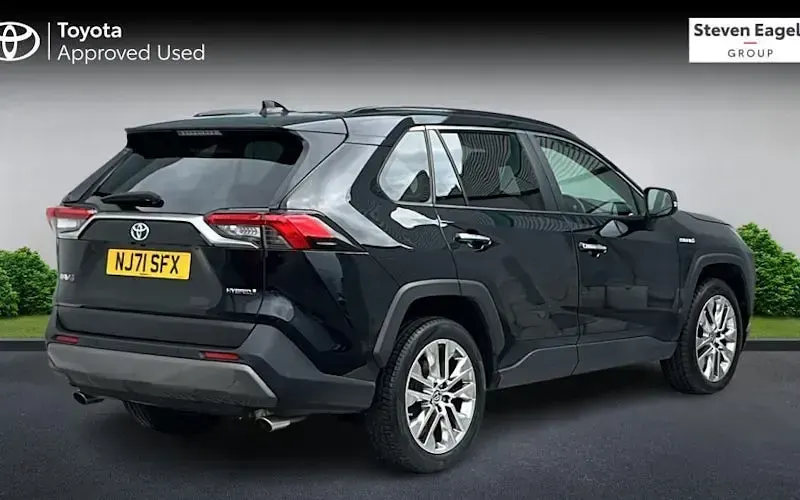 Used Toyota RAV4 Hybrid 218 HP (160 kW) 2025 SUV
